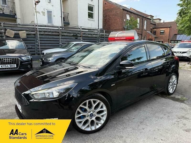 Black Used 2017 Ford Focus ST-Line Hatchback | £5,150 (Good price) - Image 1/4