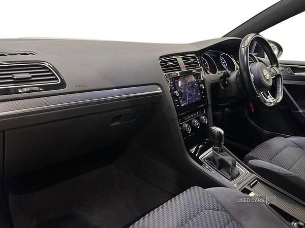 Used VW Golf VII R-line 150 HP (110 kW) 2018 Blue Hatchback