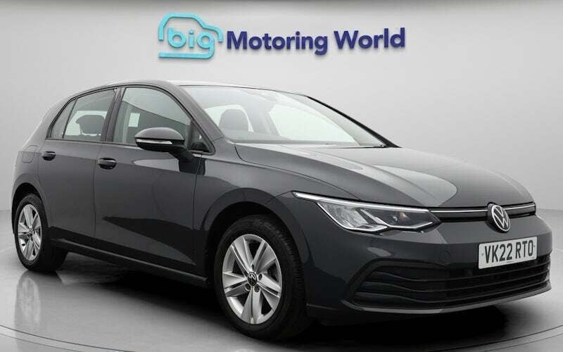 Used 2024 VW Golf VIII Life Hatchback | £17,400 (Super price) - Image 1/4