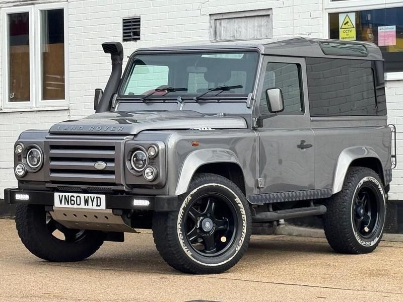 Used Land Rover Defender 122 HP (89 kW) 2011 Grey Estate