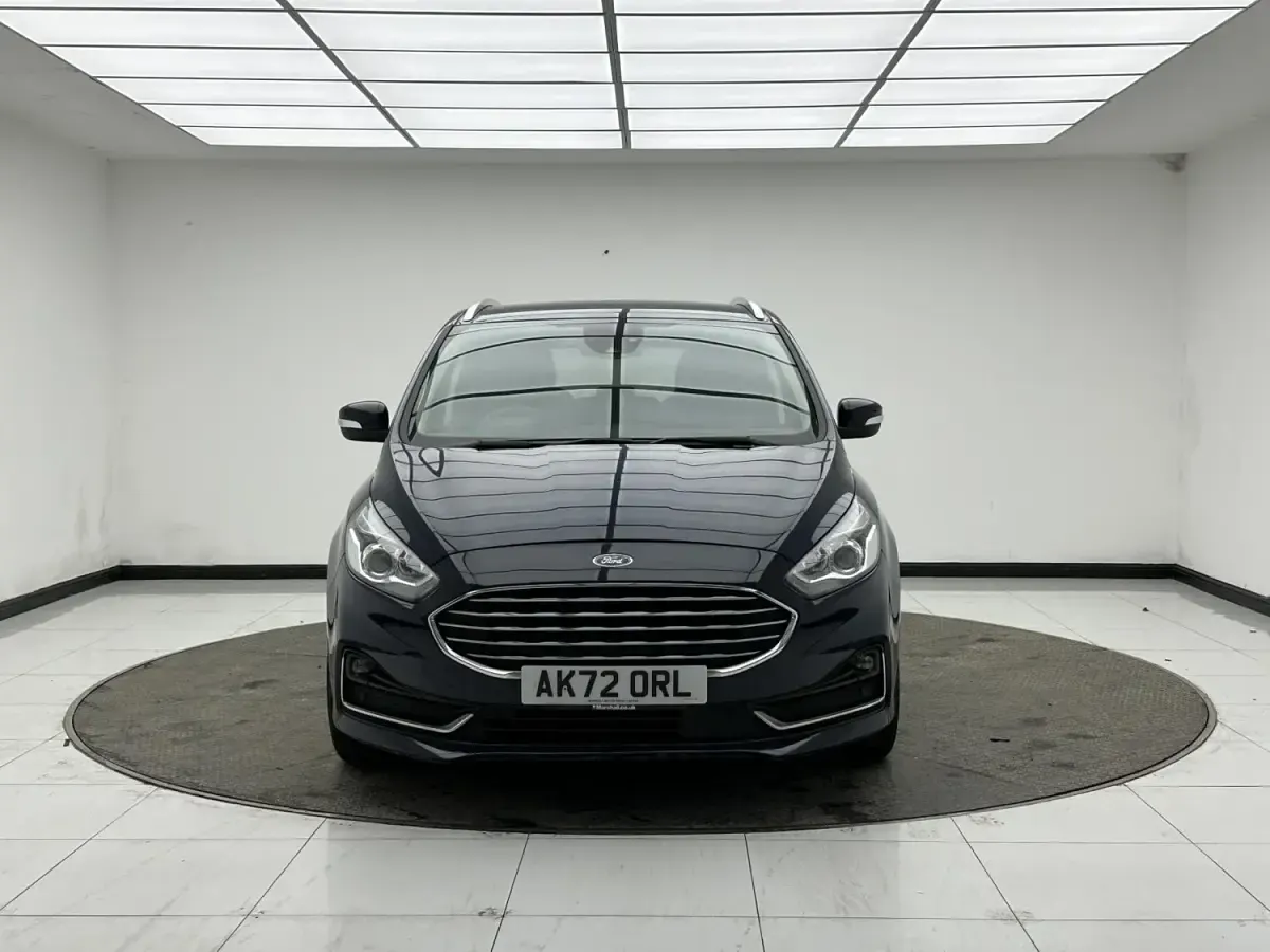 Usado Ford S-MAX Titanium 150 HP (110 kW) 2022 Azul Monovolume