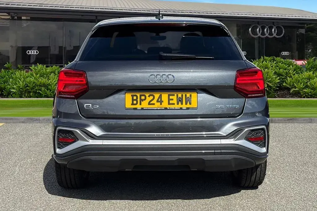 Used Audi Q2 S-Line 150 HP (110 kW) 2024 Grey SUV