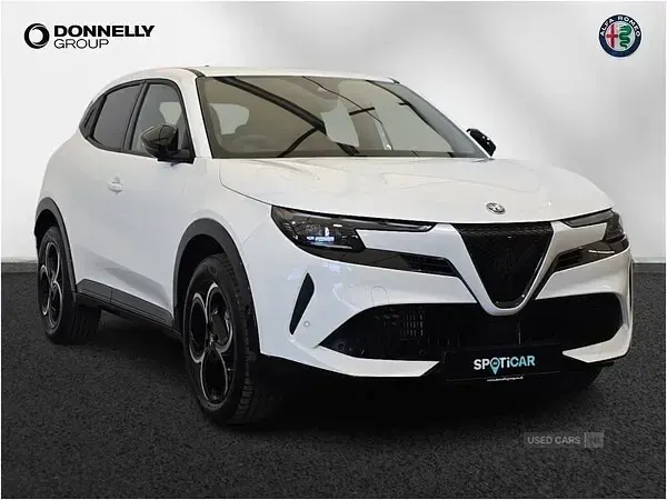 New Alfa Romeo Junior 136 HP (100 kW) 2026 White SUV