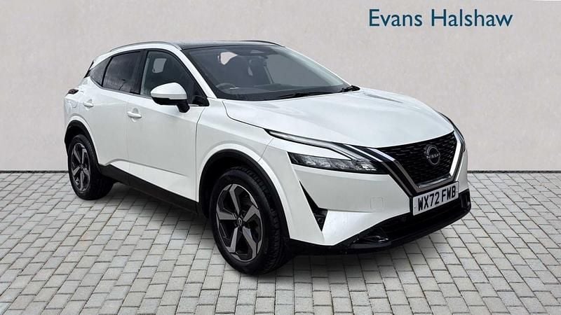 White Used 2022 Nissan Qashqai N-Connecta SUV | £20,300 (Fair price) - Image 1/4