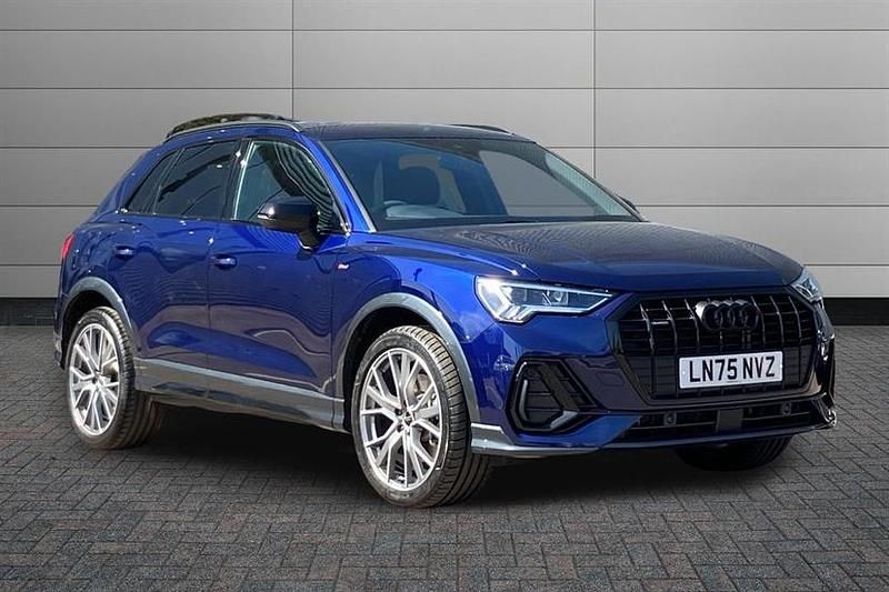 Used Audi Q3 Design 190 HP (139 kW) 2025 Navarra blue SUV