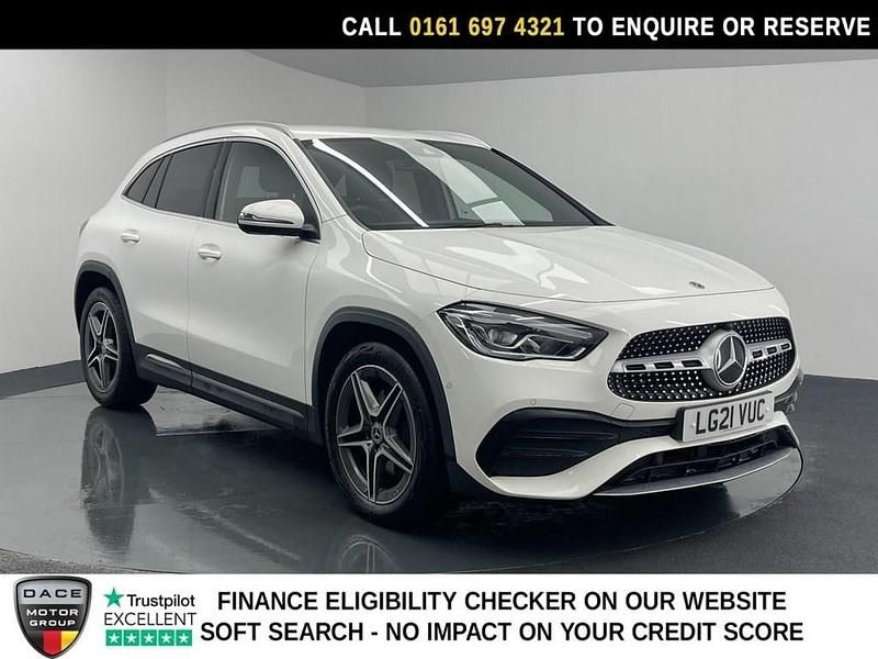 Used Mercedes GLA200 Executive 163 HP (119 kW) 2021 White SUV