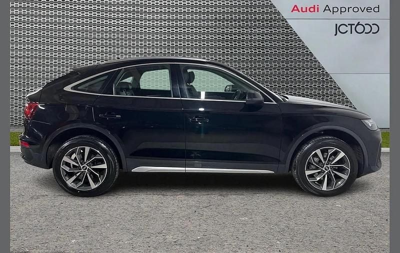 Used Audi Q5 Sportback Sport 261 HP (191 kW) 2021 Black SUV
