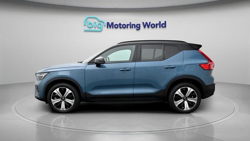 Used Volvo XC40 Plus 300 kW (408 HP) 2022 Blue SUV