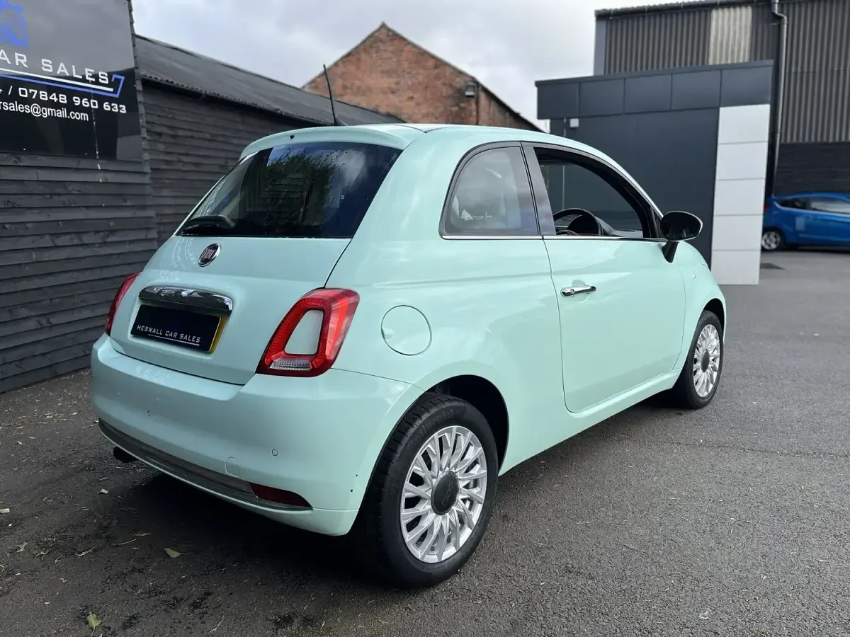 Used Fiat 500 Lounge 69 HP (50 kW) 2016 Green Hatchback