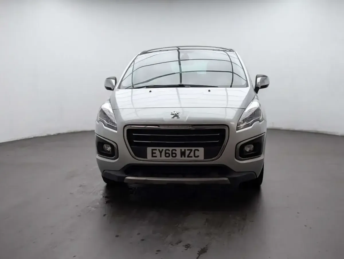 Gebraucht Peugeot 3008 Allure 120 PS (88 kW) 2017 Silber SUV
