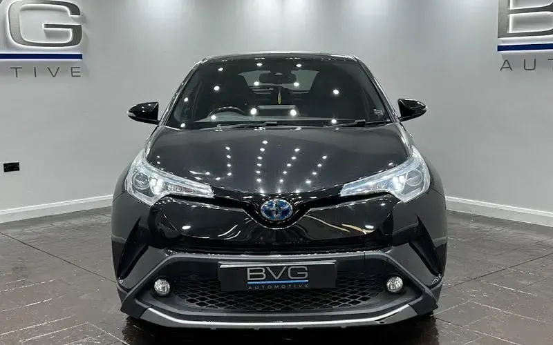 Used Toyota C-HR 122 HP (89 kW) 2017 Black SUV