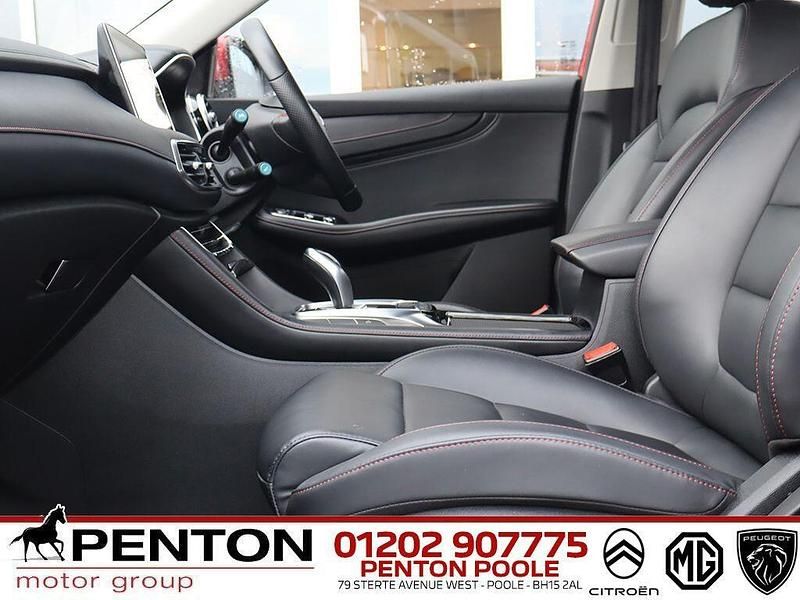 Used MG HS SE 2023 Red SUV