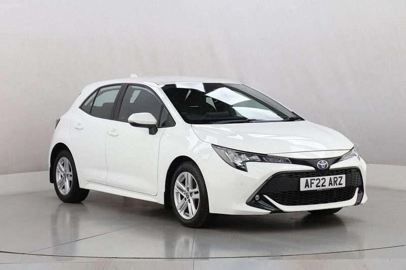 Used Toyota Corolla 2022 White Hatchback