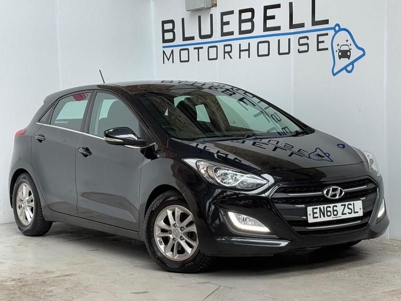 Black Used 2016 Hyundai i30 SE Hatchback | £4,995 (Fair price) - Image 1/3