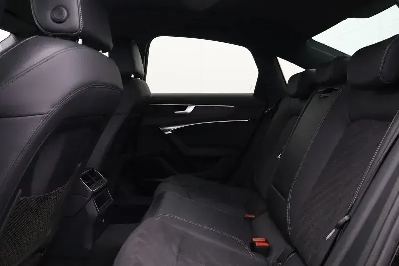 Used Audi A6 Black Edition 265 HP (194 kW) 2022 Black Sedan