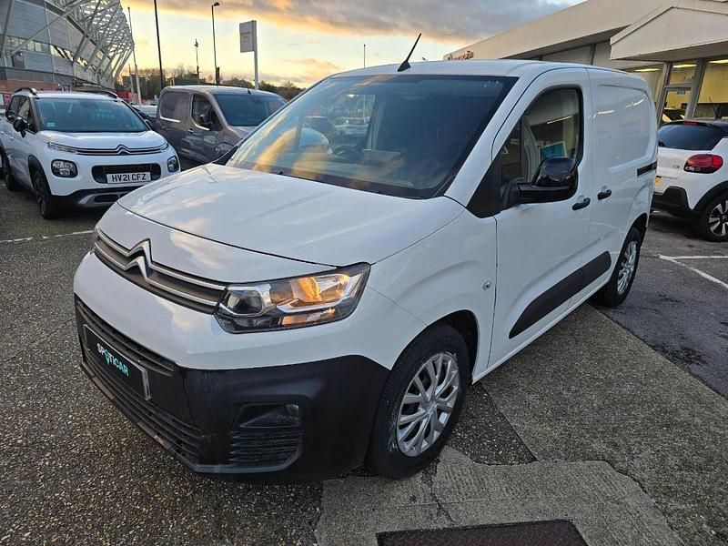 Used Citroën e-Berlingo 98 kW (134 HP) 2022 White MPV