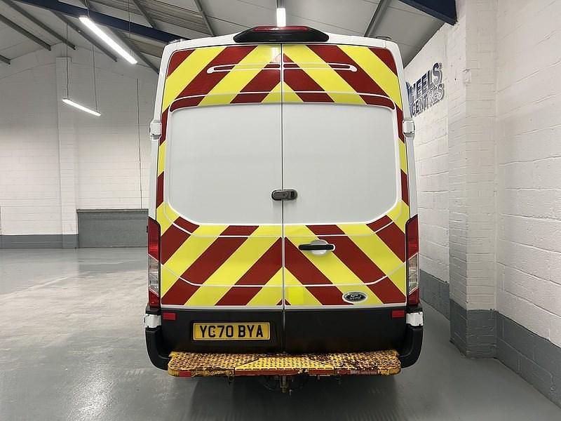 Used Ford Transit S 130 HP (95 kW) 2020 White Van
