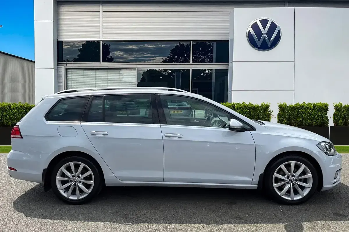 Used VW Golf VII GT 150 HP (110 kW) 2018 Silver Estate