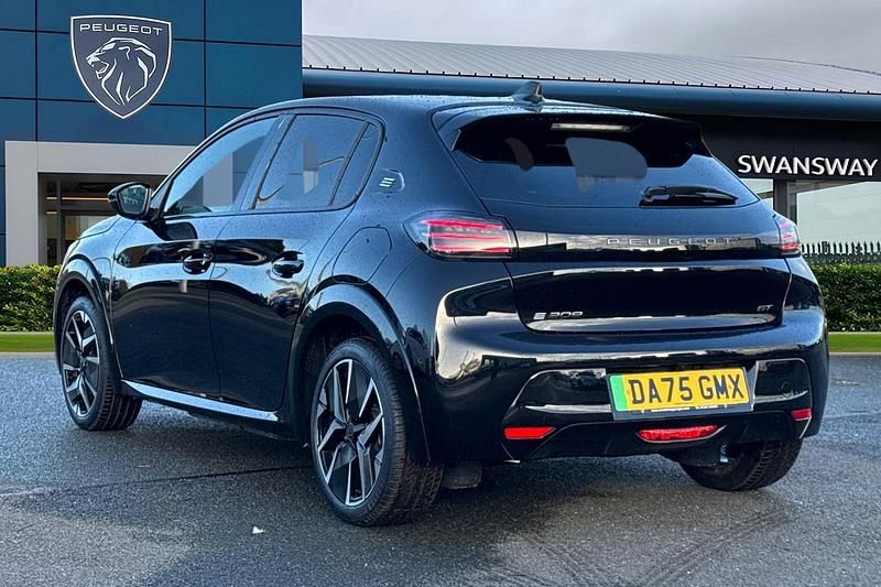 New Peugeot e-208 Premium 113 kW (154 HP) 2025 Black Hatchback