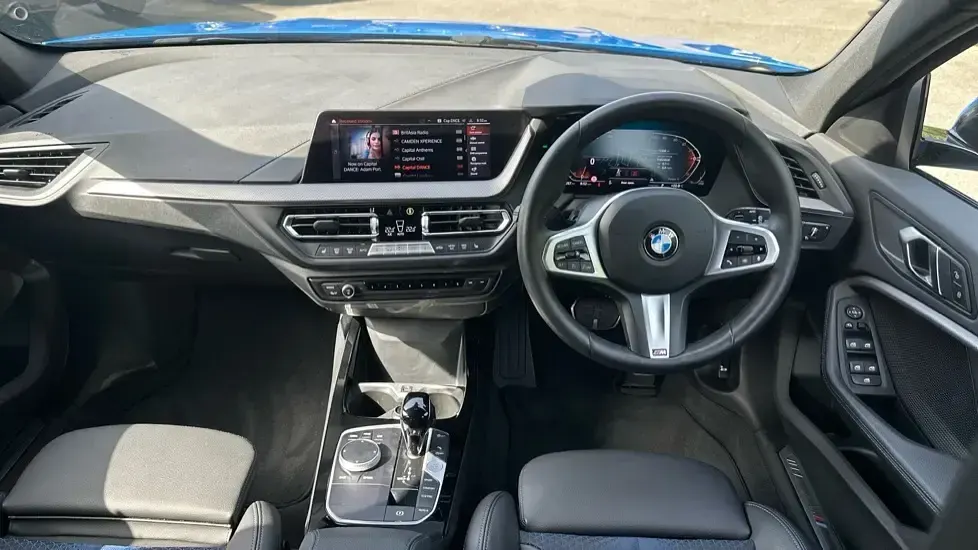 Used BMW 118 M Sport 134 HP (98 kW) 2024 Blue Hatchback