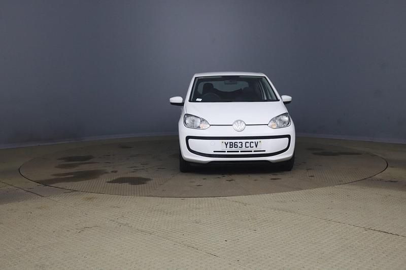 Used VW up! move up! 60 HP (44 kW) 2013 White Hatchback