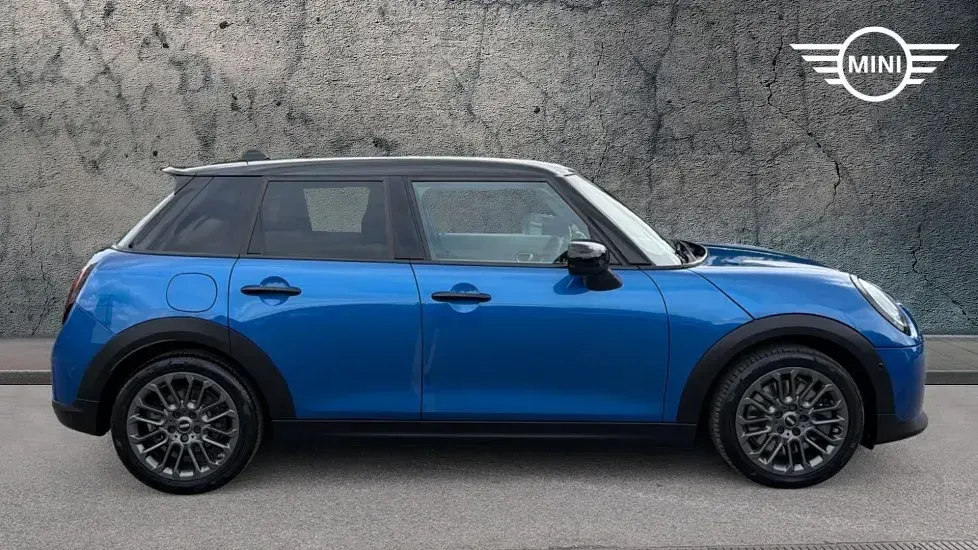 Used Mini Cooper S Hatch 201 HP (147 kW) 2026 Blue Hatchback