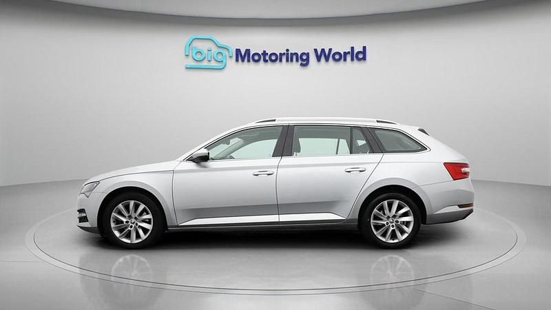 Used Skoda Superb SE 150 HP (110 kW) 2023 Silver Estate