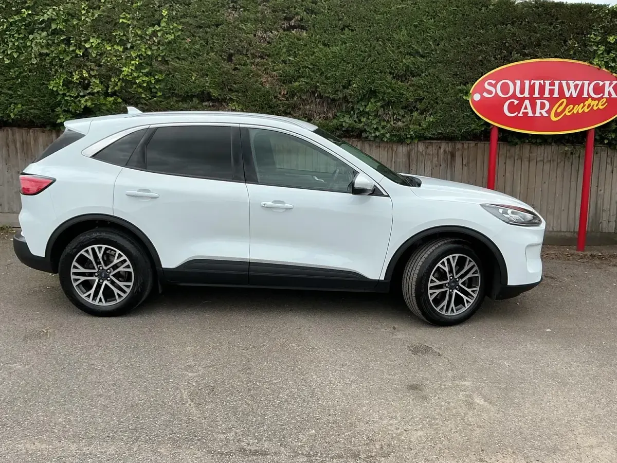 Used Ford Kuga Titanium 2023 White SUV