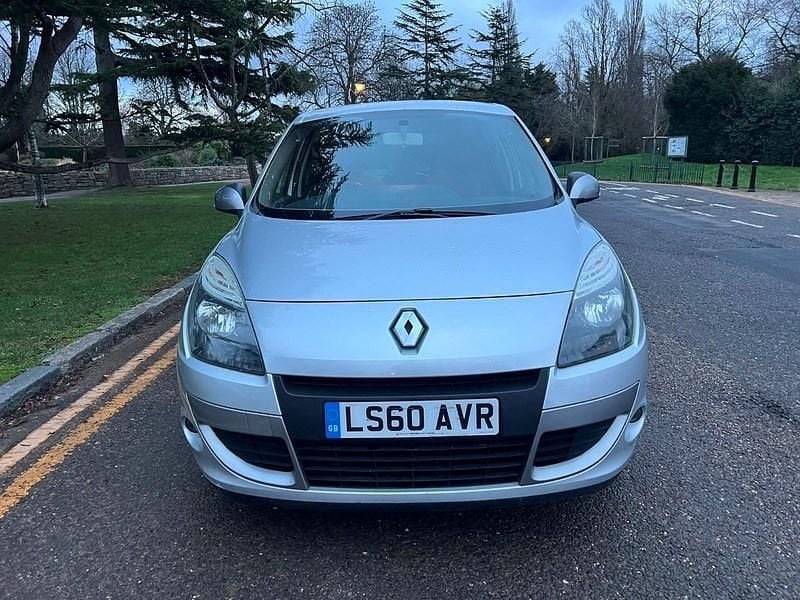 Silver Used 2010 Renault Scénic III MPV | £2,495 (Fair price) - Image 1/3