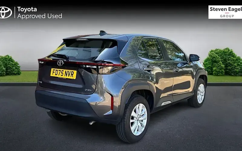 Used Toyota Yaris Hybrid 116 HP (85 kW) 2026 Estate
