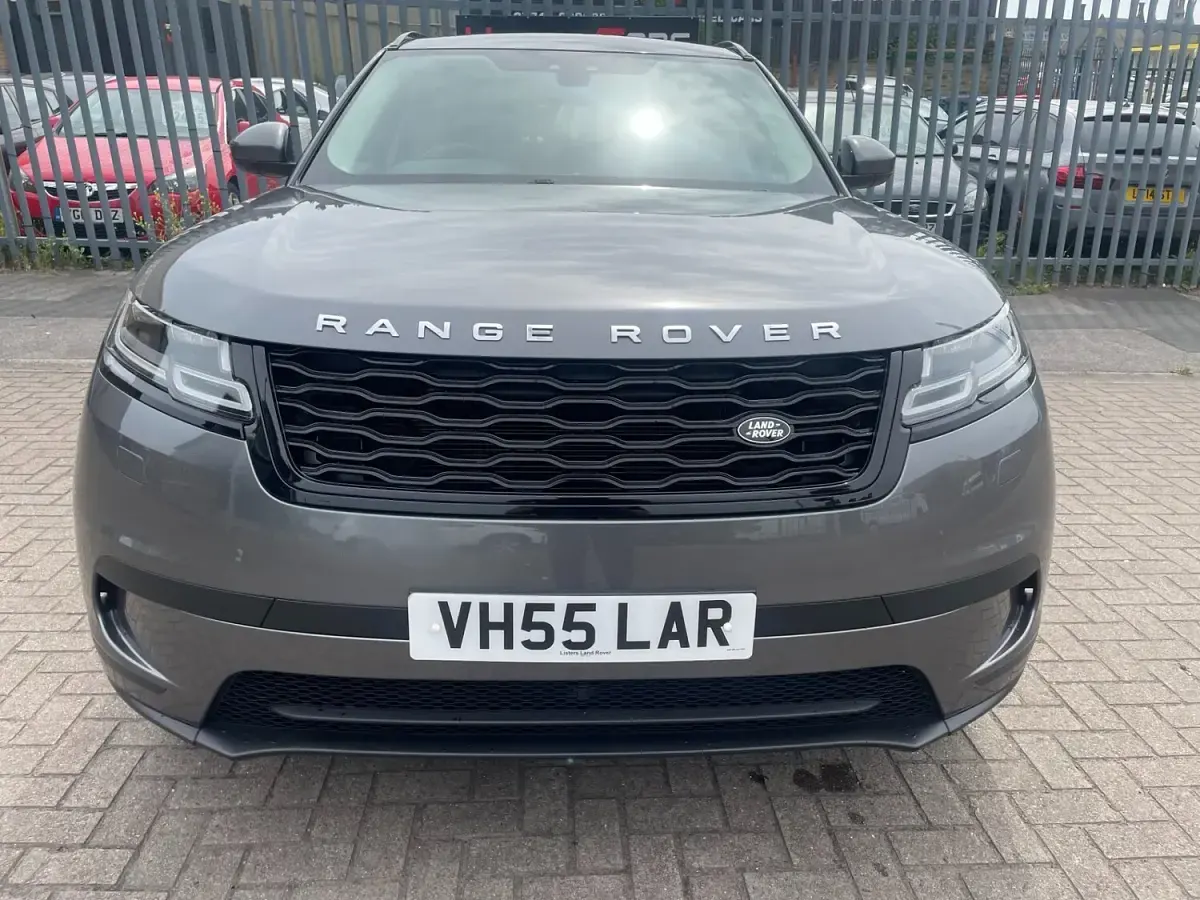 Used Land Rover Range Rover Velar S 180 HP (132 kW) 2018 Grey SUV