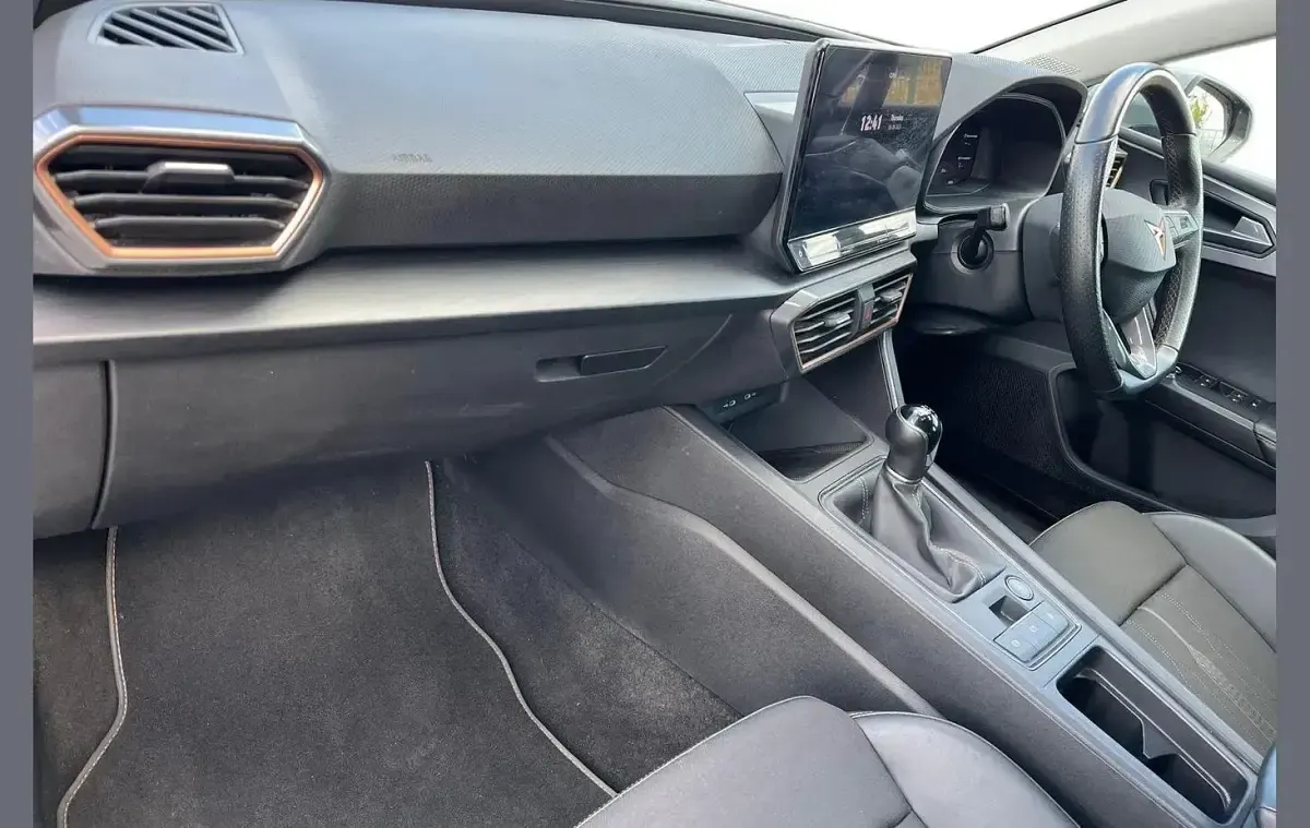 Used Cupra Leon 150 HP (110 kW) 2023 Black Estate