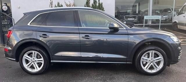 Used Audi Q5 S-Line 190 HP (139 kW) 2017 Grey SUV