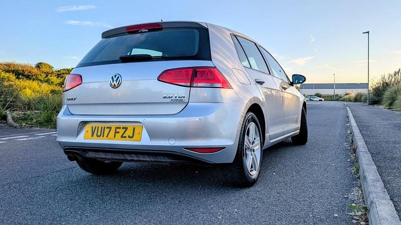 Second-hand VW Golf VII Edition 150 CP (110 kW) 2017 Argintiu Hatchback