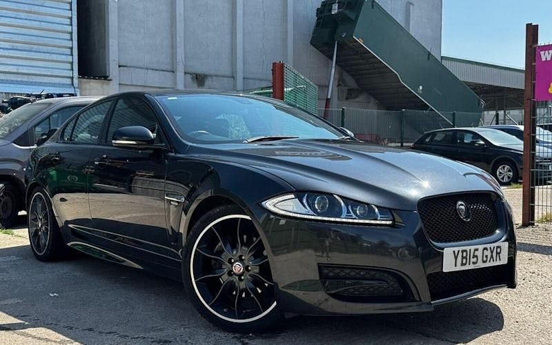 Used Jaguar XF R-Sport 200 HP (147 kW) 2015 Grey Sedan