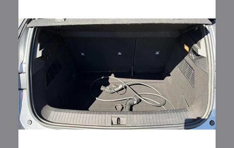 Used Renault Megane E-Tech Iconic 160 kW (218 HP) 2024 Other Hatchback