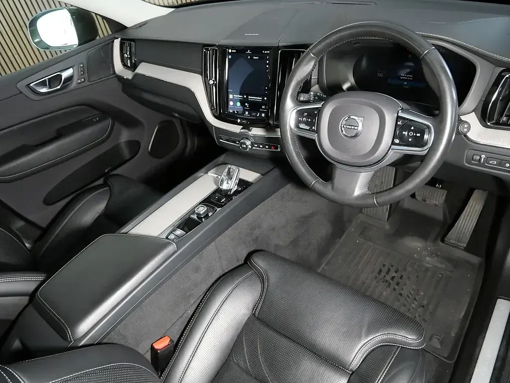 Used Volvo XC60 Inscription 2021 Grey SUV
