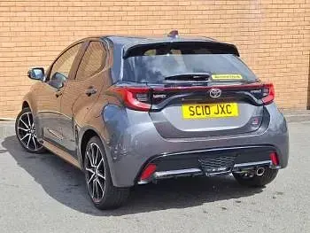Second-hand Toyota Yaris Sport 116 CP (85 kW) 2023 Gri Hatchback