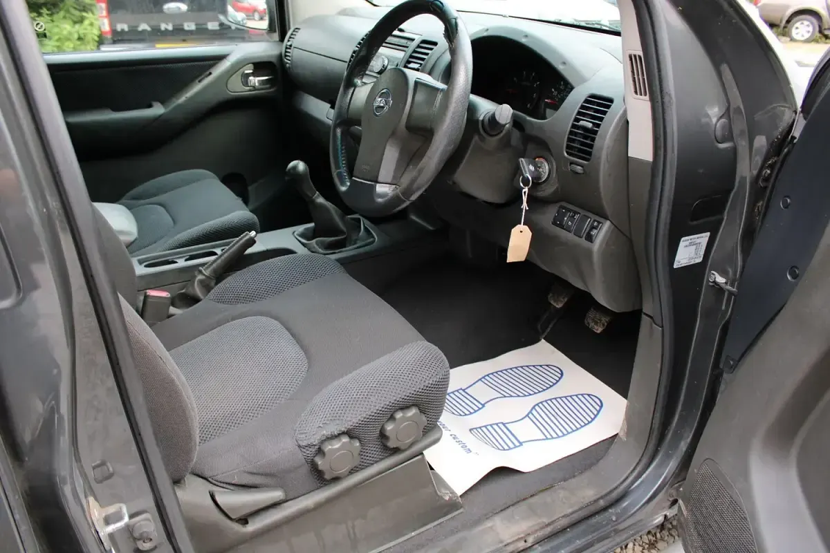 Used Nissan Navara Acenta 2009 Grey Pickup