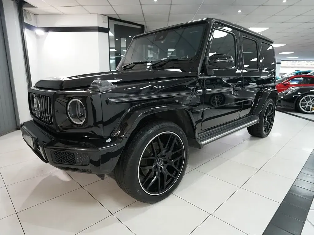 Used Mercedes G400 AMG line 2023 Black SUV
