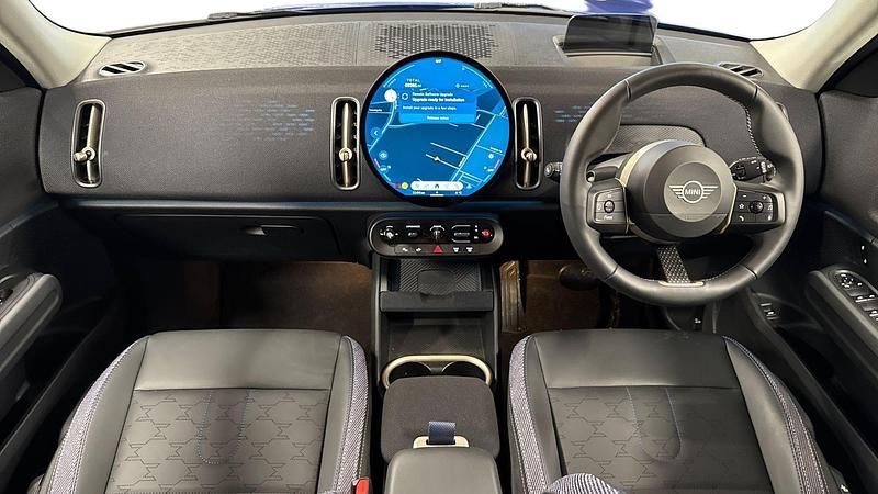 New Mini Aceman 133 kW (181 HP) 2025 White SUV