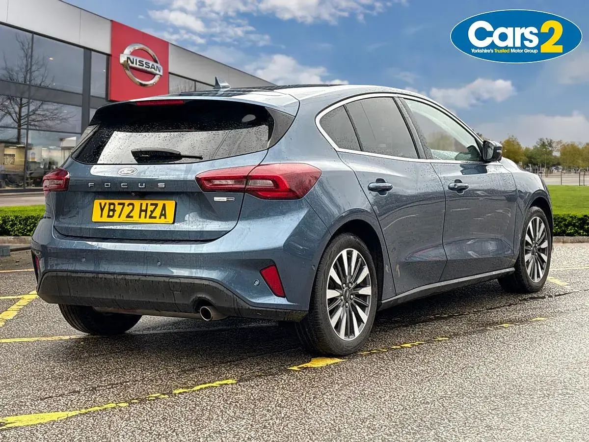 Used Ford Focus Titanium 153 HP (112 kW) 2023 Blue Hatchback