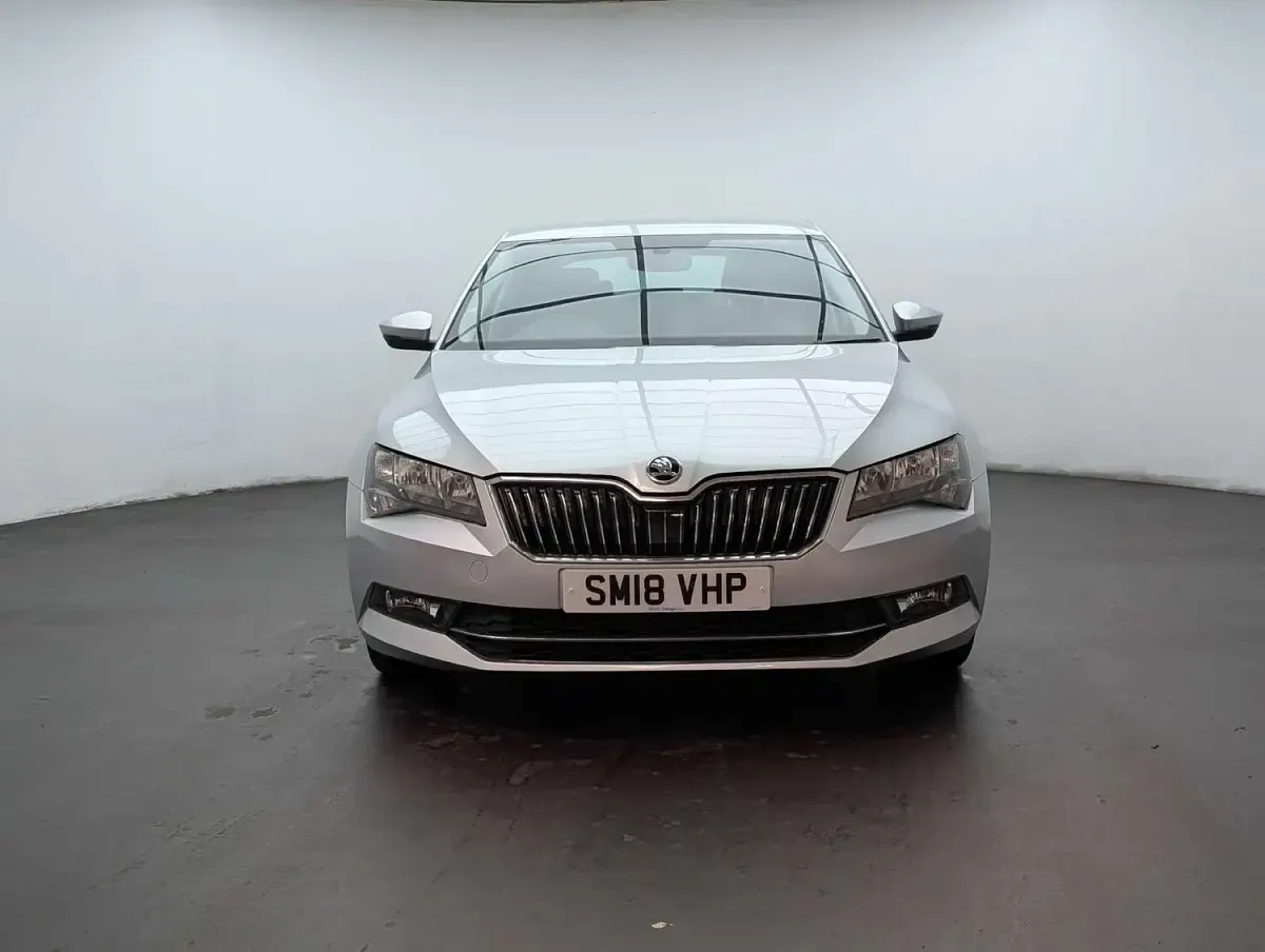 Used Skoda Superb SE 150 HP (110 kW) 2018 Silver Hatchback