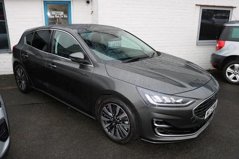 Used Ford Focus Titanium 125 HP (91 kW) 2022 Grey Hatchback