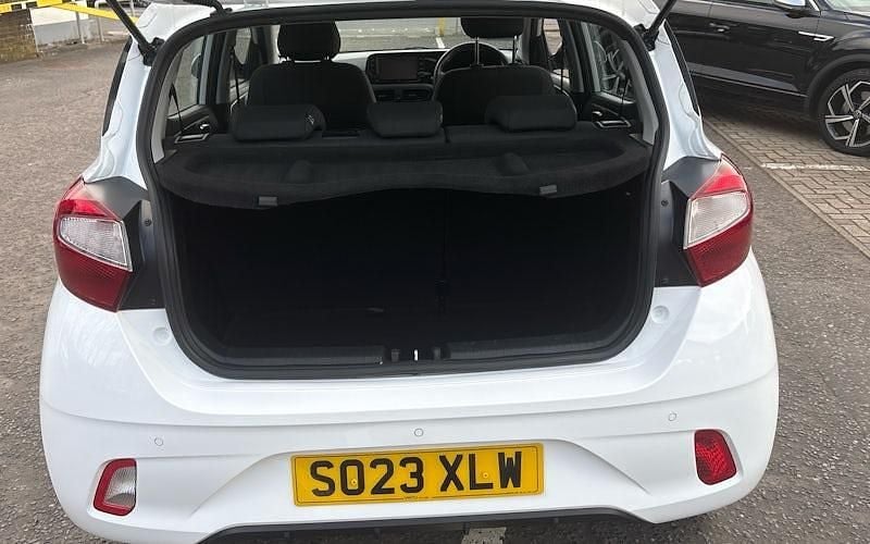 Used Hyundai i10 Advanced 67 HP (49 kW) 2025 Hatchback