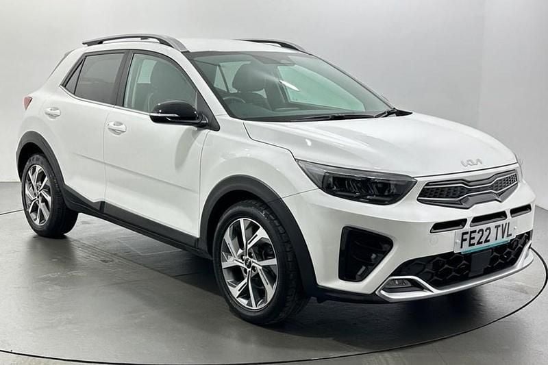 White Used 2022 Kia Stonic GT-Line SUV | £13,912 (Good price) - Image 1/1