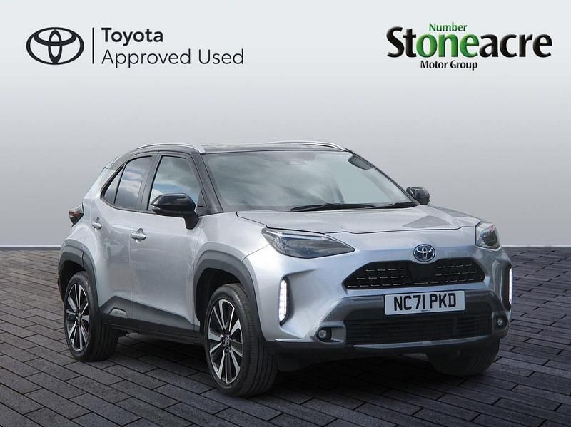 Silver Used 2022 Toyota Yaris Hybrid Edition Hatchback | £22,250 - Image 1/2
