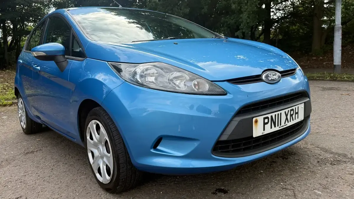 Used Ford Fiesta 2011 Blue Hatchback