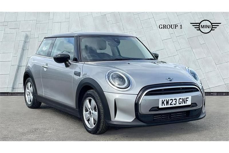 Used Mini Cooper Classic 136 HP (100 kW) 2023 Melting silver iii Hatchback