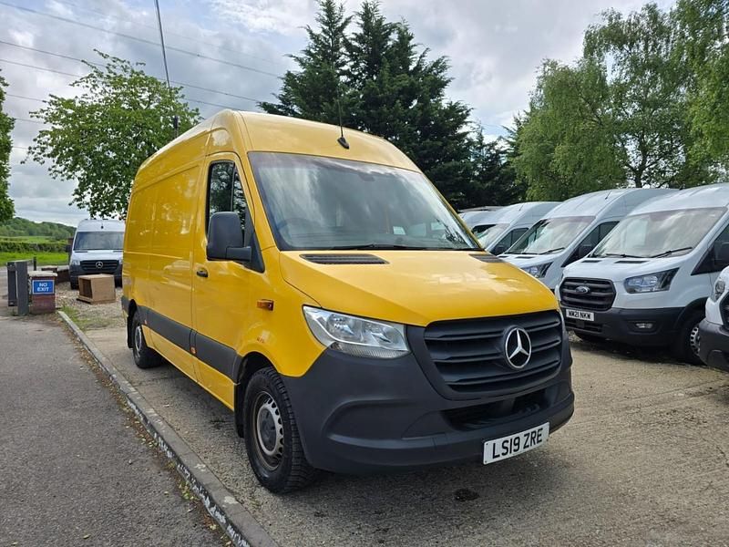Usado Mercedes Sprinter Progressive 2019 Amarelo Van